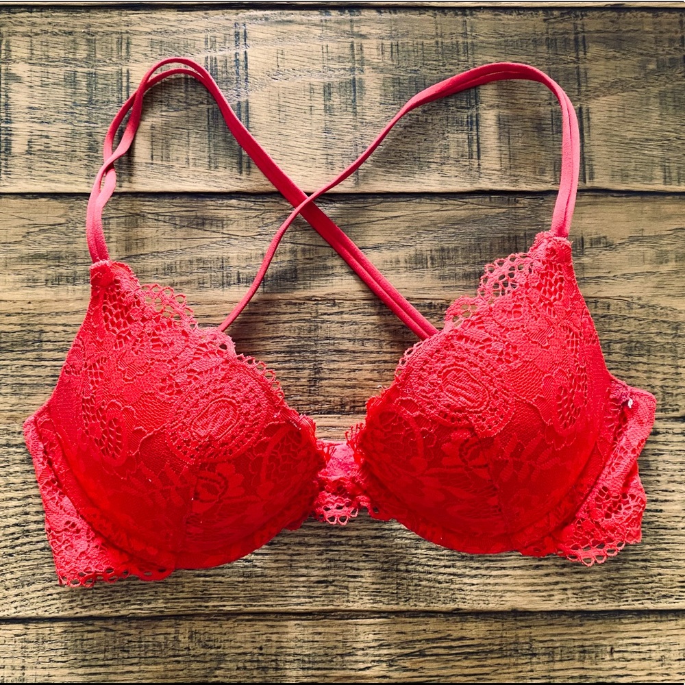 Victoria’s Secret Very Sexy Push-Up 34B